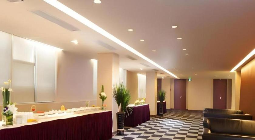Catic Hotel--Adjacent Buliding 주하이 시 외부 사진